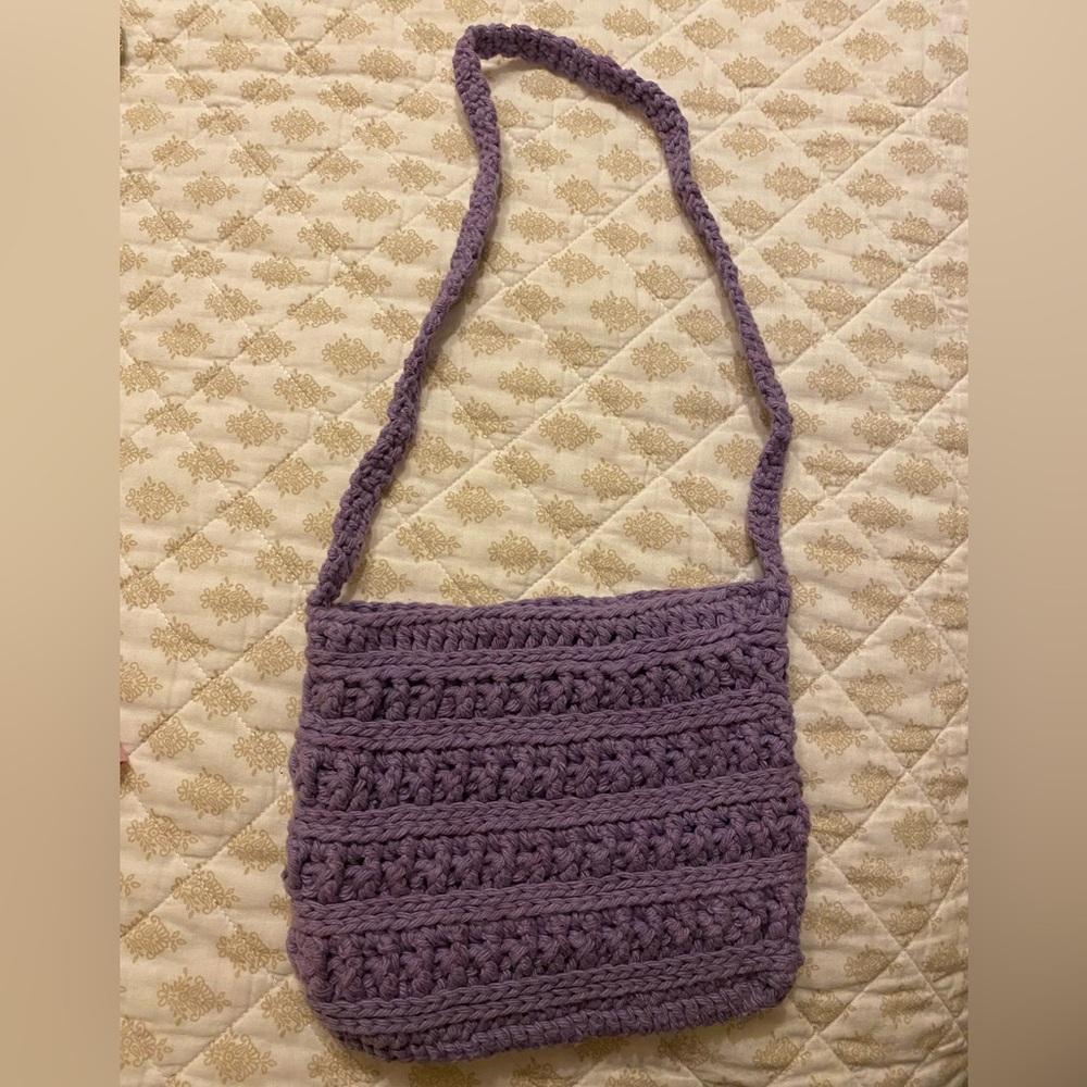 Elegant Lavender Crochet Crossbody Bag
